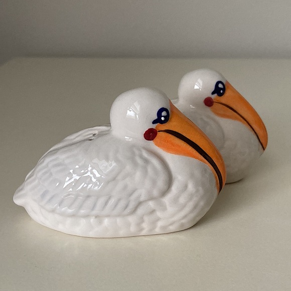 Vintage Salt and Pepper Shakers Ceramic Pelicans by Blue Sky Nautical Beach Sea - Picture 5 of 13